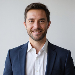 Porträt von CEO & Gründer Dr. Adrian Steiner